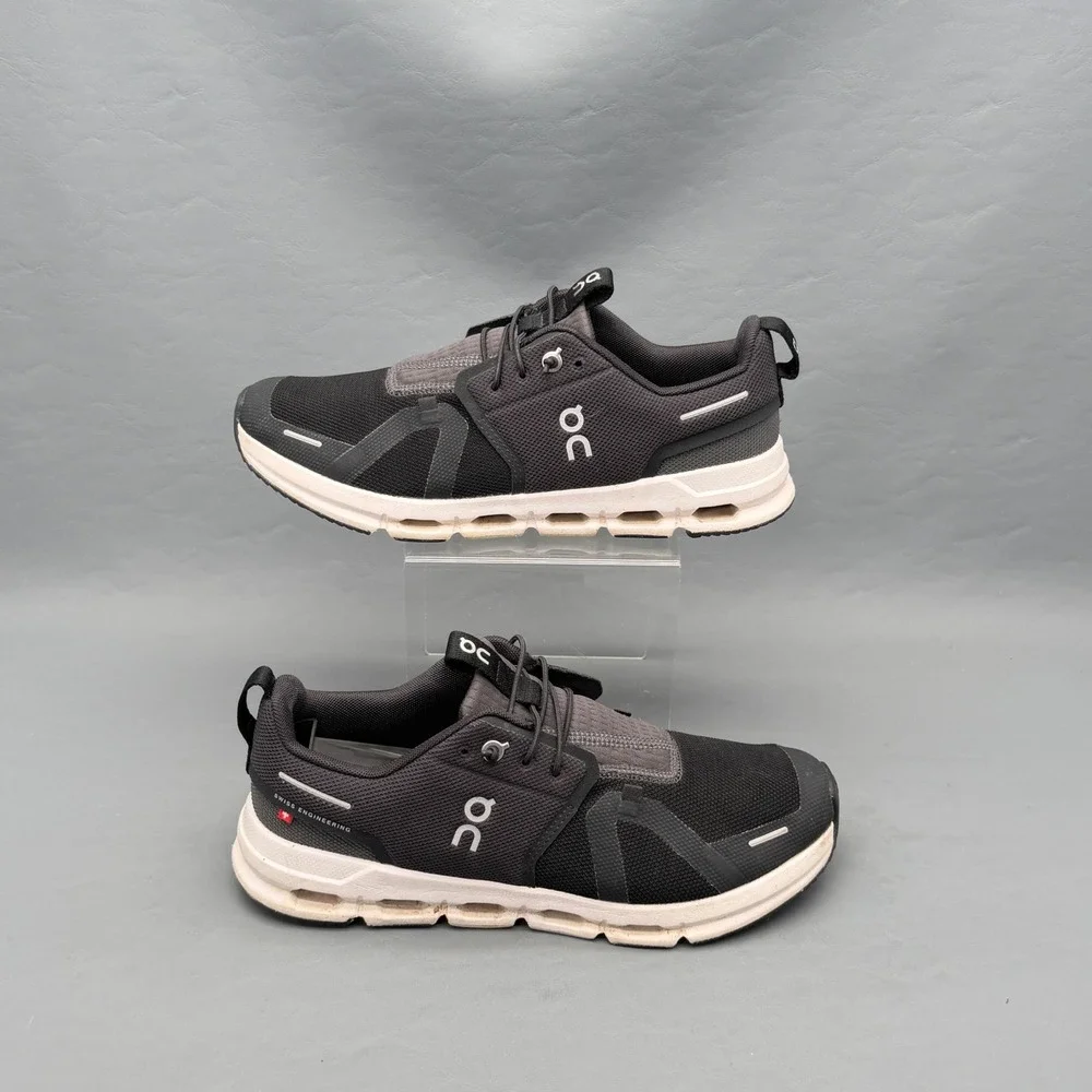 On Cloud On Kids Cloud Sky Black/Eclipse Running Shoe Youth Size 6 3YD11440106